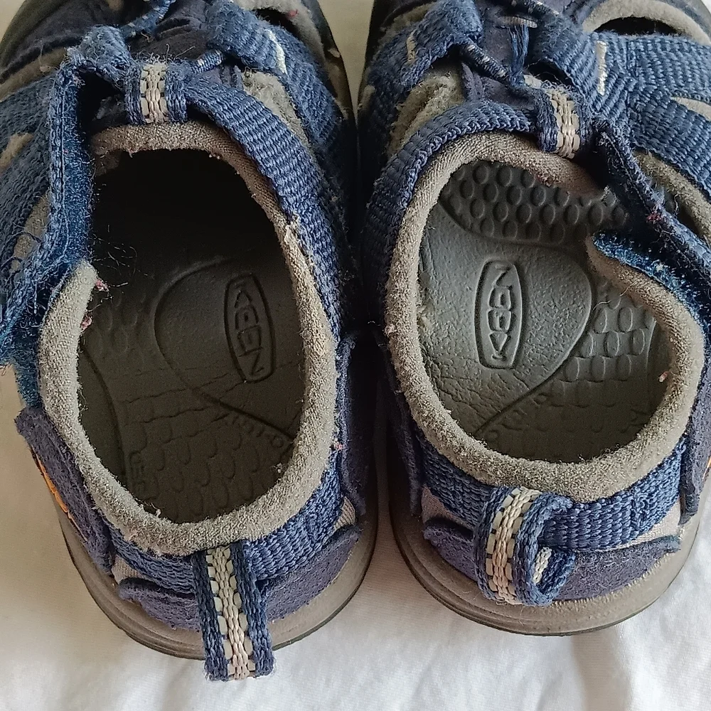Keen comfortable durable